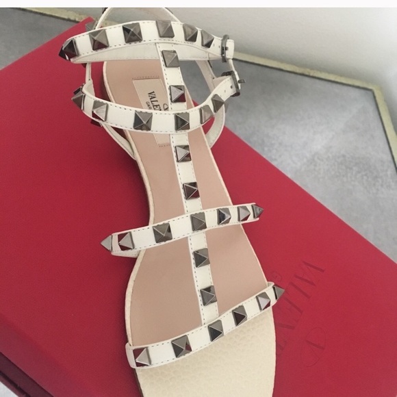 Authentic Valentino rockstud gladiator sandals - Picture 2 of 4